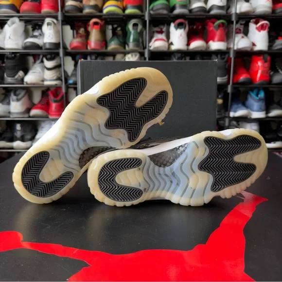 Jordan 11 Retro Low Barons 2017 Size 8.5 Size 8.5 - Jordan 11 Retro Low Barons 2017 886668223612| eBay main image 4